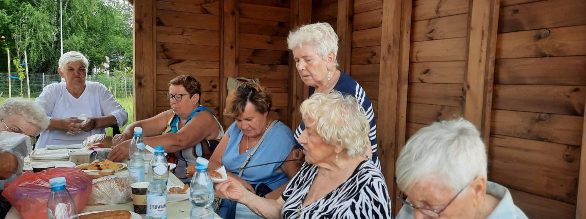 Piknik dla Seniorów na przystani kajakowej