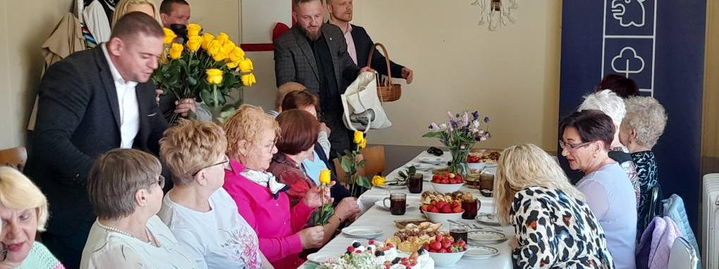 Dzień Matki w Klubie Seniora